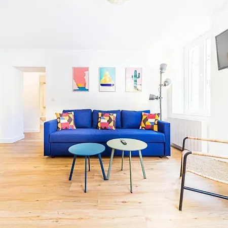 Apartment The Charming Marcellin 6 People *